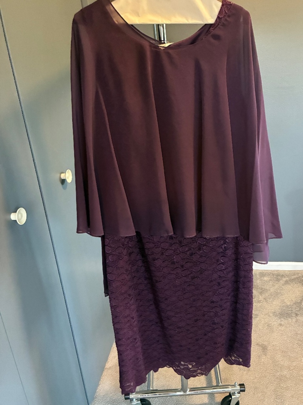 Elegant Oleg Cassini Plum Evening Dress- Like New